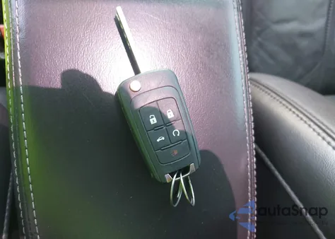 2013 Buick Lacrosse Leather Group z USA, uszkodzony, nr VIN 1G4GC5E30DF149481